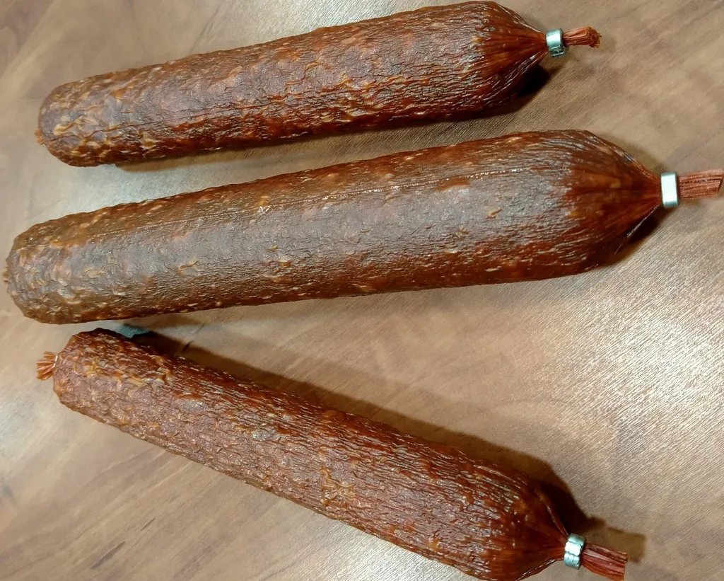 фотография продукта Сырокопченая колбаса оптом